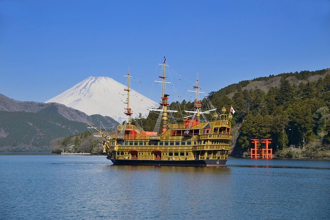 Snow Experience at Mt.Fuji, Hakone Pirate Ship & Gotemba Premium Outlet - Lake Ashi Pirate Ship Cruise