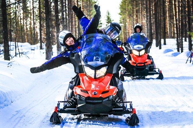 Snowmobile Safari in the Nature - Breaks for Refreshments