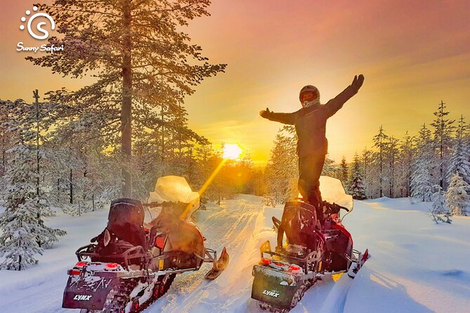Snowmobile Whole Day Adventure - Small Group - Quick Points