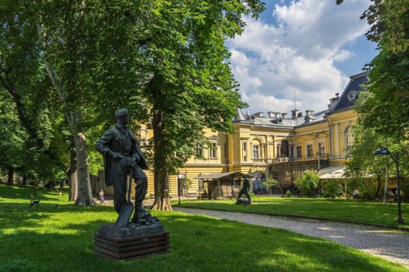 Sofia: Self-Guided Audio Tour on Your Phone (ENG) - Meeting Point and Preparation