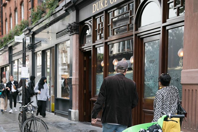 Soho Music & Historic Pubs Tour - Venues That Shaped Music Legends