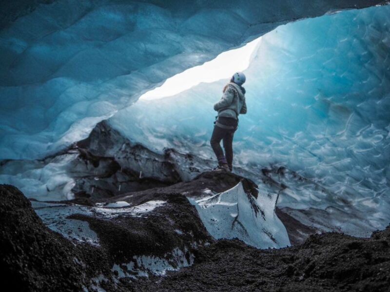 Sólheimajökull: 3 Hour Glacier Hike - Safety Gear Included