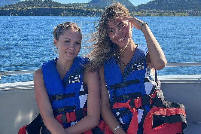 Solo Parasailing Experience in Kelowna - Traveler Requirements