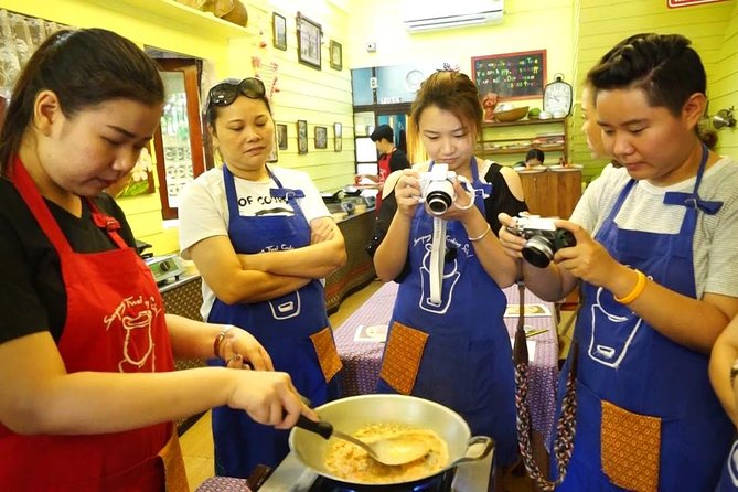 Sompong Thai Cooking School - Location and Meeting Point