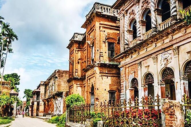 Sonargaon Private Day Tour From Dhaka With Lunch - Goaldi Mosque and Tea Break