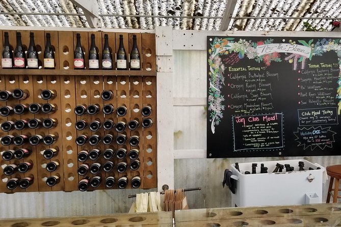 Sonoma Coast Cheese, Honey, Oysters and Wine Private Tour - Indulging in Oyster Experiences