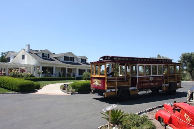 Sonoma Valley: Wine Trolley Tasting Tour With Lunch - Customer Reviews