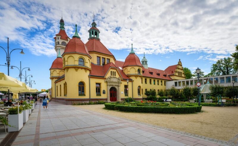 Sopot's Seaside Charms: A Guided Walking Tour - Key Points