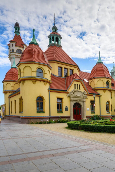 Sopot's Seaside Charms: A Guided Walking Tour - Frequently Asked Questions