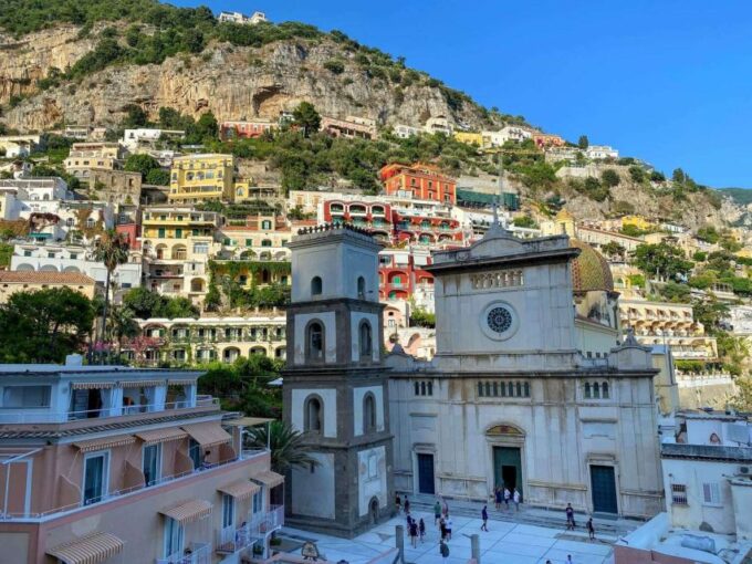 Sorrento: Bay of Leranto, Positano, and Amalfi Boat Tour - Admiring the Emerald Grotto