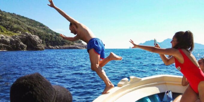 Sorrento: Bay of Leranto, Positano, and Amalfi Boat Tour - Frequently Asked Questions