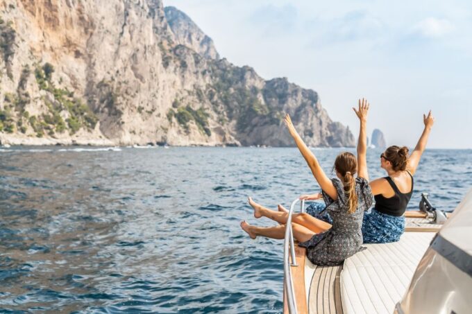 Sorrento: Exclusive Capri Boat Tour and Optional Blue Grotto - Boat Experience