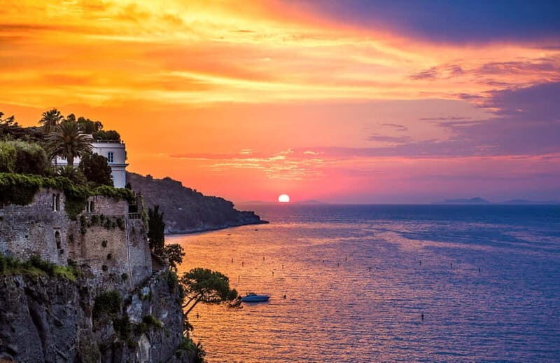 Sorrento: Night Time Walking Tour & Limoncello Tasting - The Tasting Experience