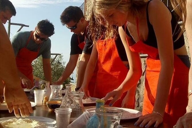 Sorrento Pizza Class With Wine, Limoncello and Transfer Included - Confirmation and Accessibility