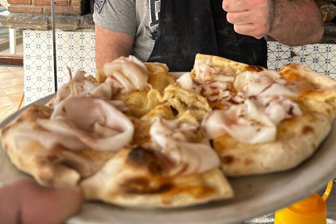 Sorrento Pizza Making Class With Local Pizzaiolo Hands on 100% - Positive Traveler Feedback