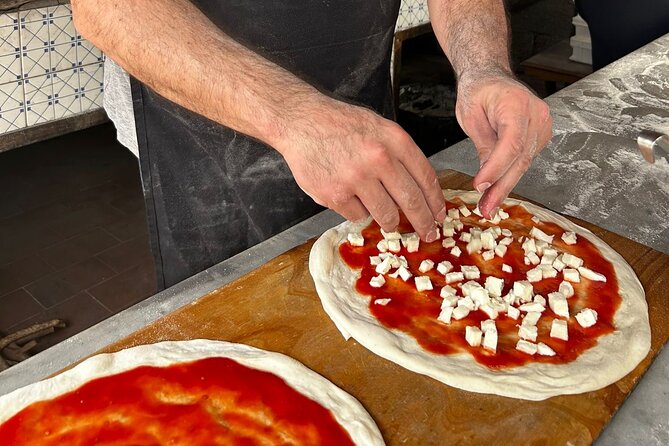 Sorrento Pizza Making Class With Local Pizzaiolo Hands on 100% - Cancellation and Booking Details