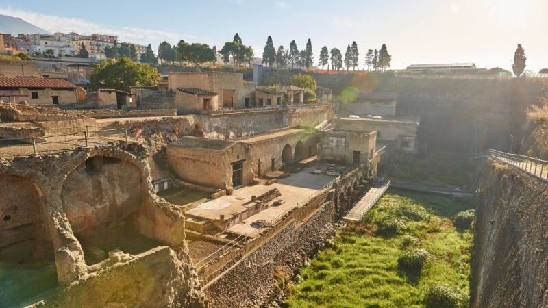 Sorrento: Pompeii & Herculaneum Tour With Skip-The-Line - Included Amenities