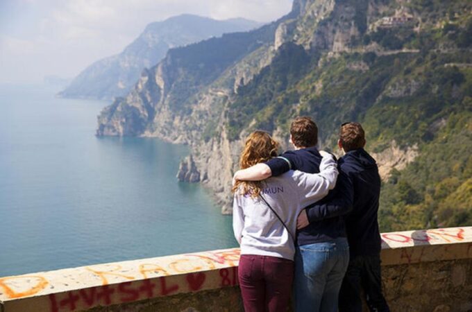 Sorrento: Small Group Tour to Positano, Amalfi and Ravello - Frequently Asked Questions