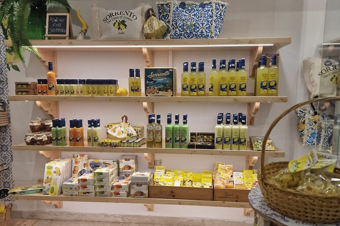 Sorrento Stress-Free Food and Walking Tour With a Local Guide - Preparing for the Experience