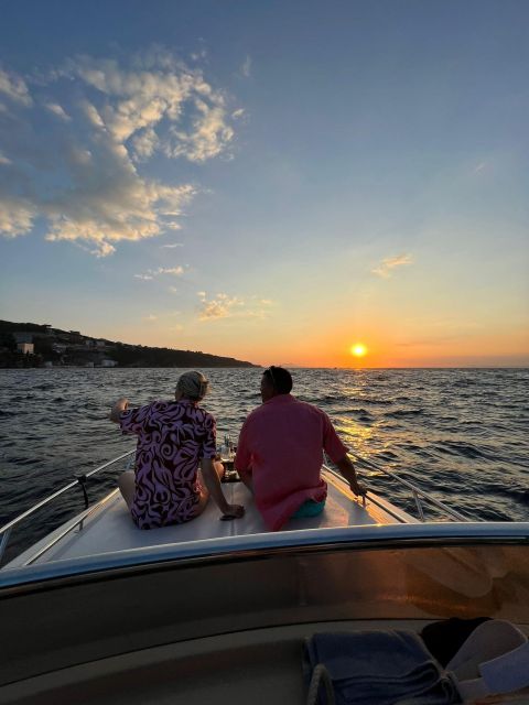 Sorrento: Sunset Coastal Boat Tour With Aperitif - Meeting Point and What to Bring