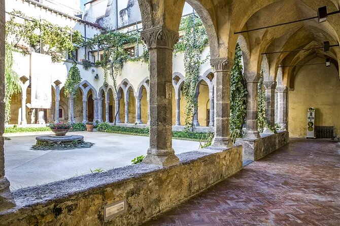 Sorrento Walking Tour With Limoncello Tasting - Strolling to Marina Grande