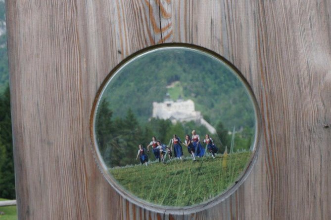 Sound of Music Private Tour Including Do-Re-Mi Hiking Trail - Personalized Attention From the Guide