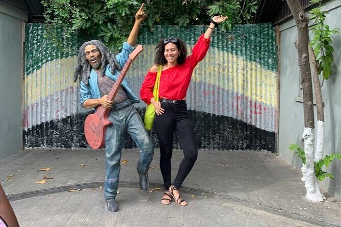 Sounds of the City Tour in Downtown Kingston - In-Depth Look at the Tour Experience