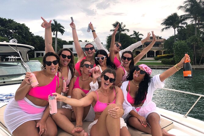 South Beach Miami BACHELORETTE Boat Day! - Meeting and Pickup