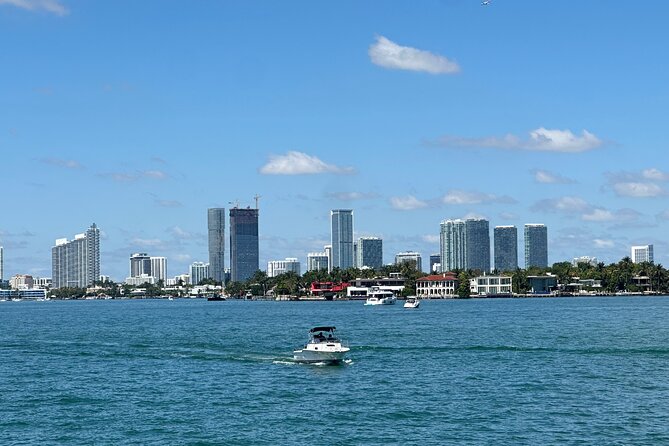South Beach: Miami Boat Cruise and Skyline - Meeting and Pickup Details