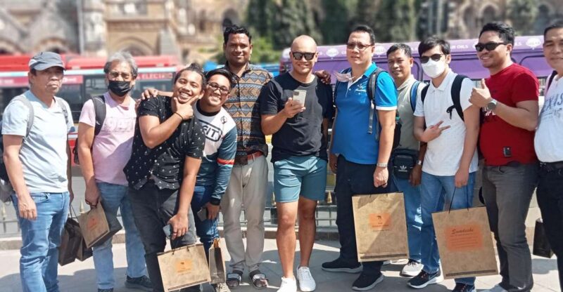 South Bombay Bazaar Live Tour - Tour Highlights