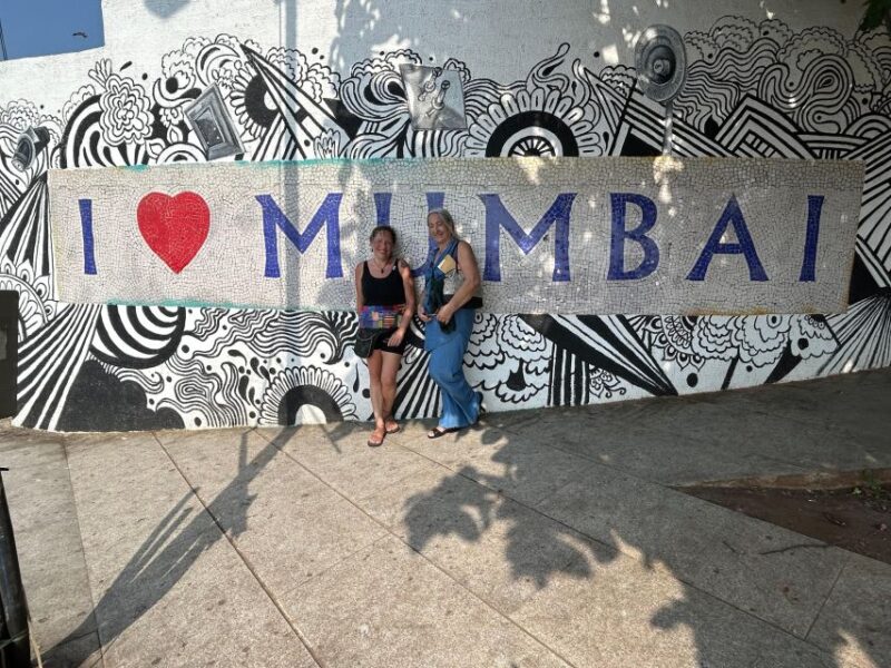 South Bombay Live Walking Tour - Beverage and Flexibility