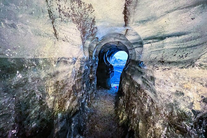 South Coast & Katla Ice Cave Adventure From Reykjavik in a 4x4 - Traveler Recommendations and Experiences