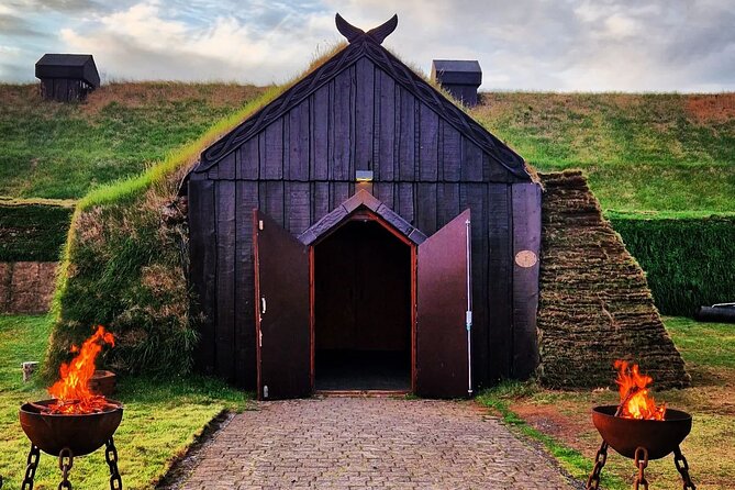 South Coast Tour With Glacier Walk & Dinner at the Viking House - Icelandic Dinner at The Viking House