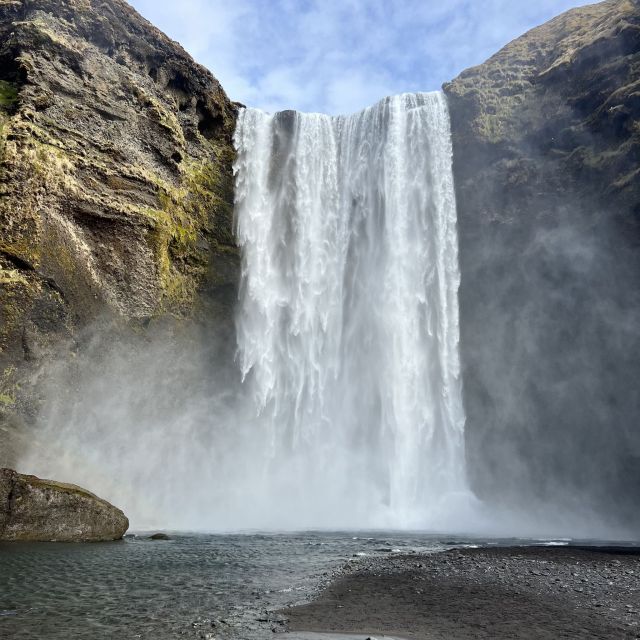 South Coast With Dyrholey Peninsula Private Tour - Itinerary Highlights