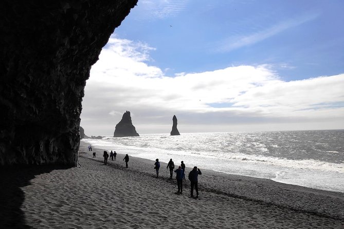 South Iceland Tour of Waterfalls, Black Sand Beaches & Dyrholaey - Pickup and Start Time