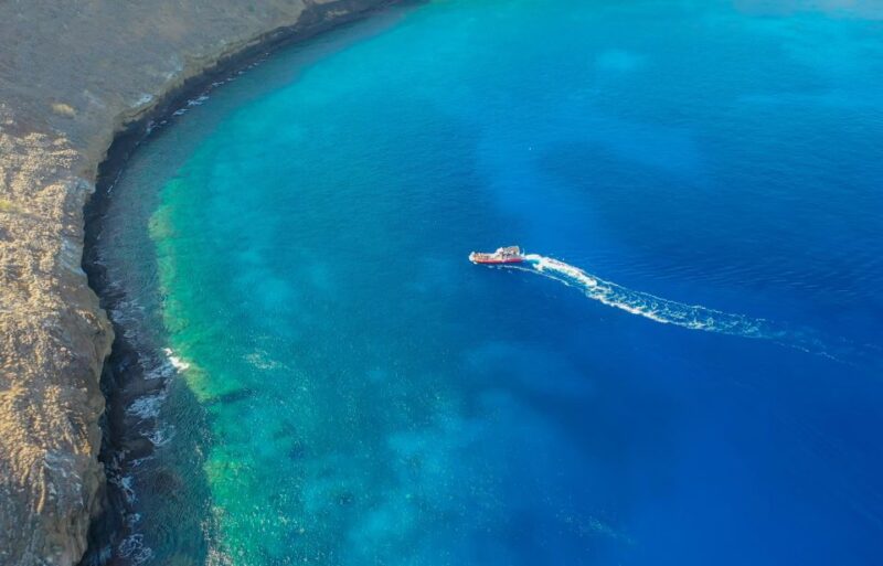 South Maui: Molokini Crater and Turtle Town Snorkeling Trip - Activities and Itinerary