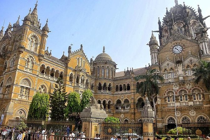 South Mumbai City With Dharavi Slum Tour in Private Vehicle - Transportation and Logistics