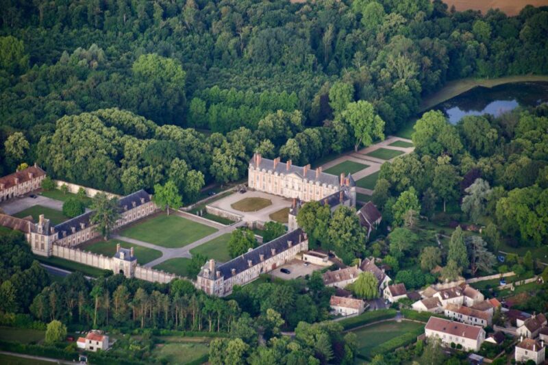 South of Paris: Hot Air Balloon Flight - Romantic Ballooning Experience