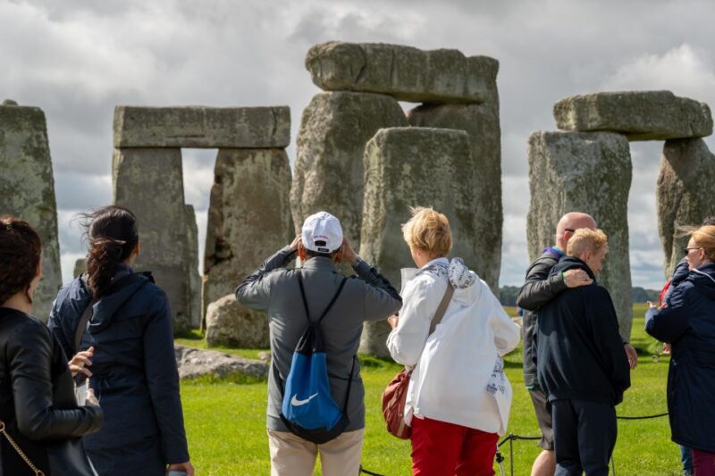 Southampton: Cruise Transfer to London via Stonehenge - Key Points