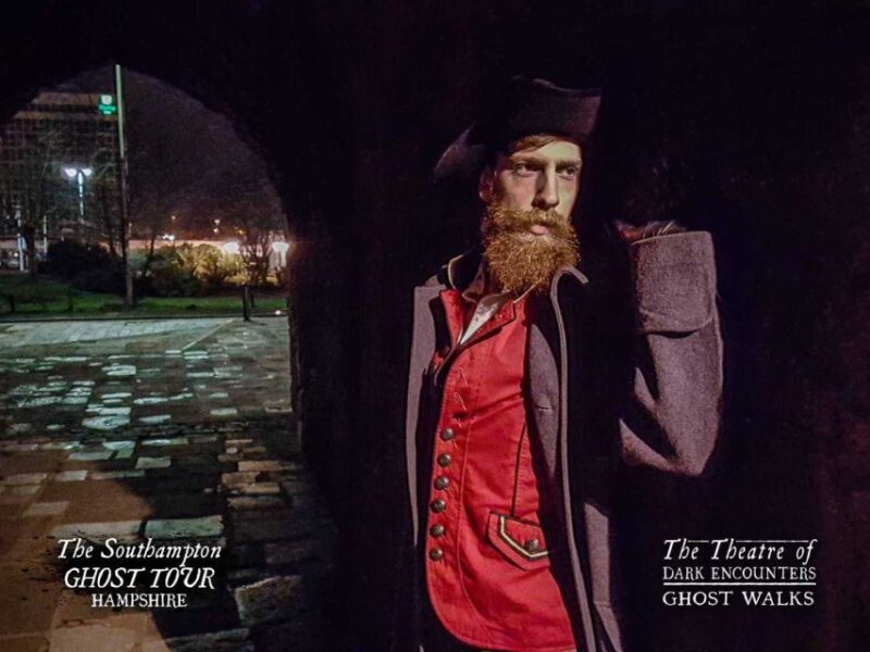 Southampton: Guided Ghost Walk - Tour Description