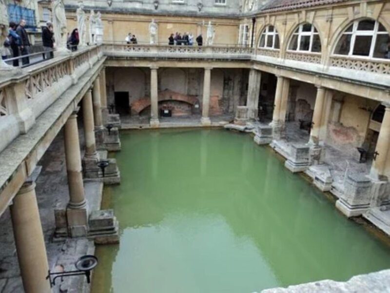 Southampton Port to London via Stonehenge,Lacock & Bath - Stonehenge Wonders