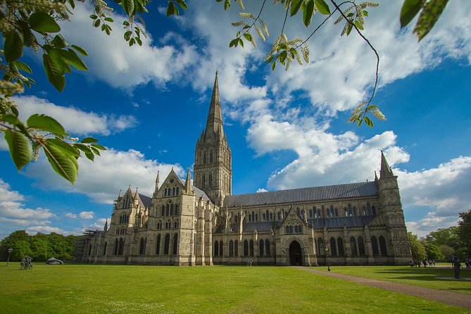Southampton: Post-Cruise Tour to London via Salisbury, Stonehenge and Windsor - Windsor Castle: A Royal Treasure
