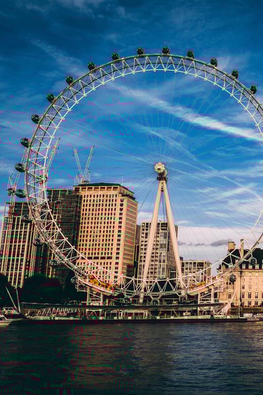 Southampton to London: Private Transfer - Sustainability and Safety