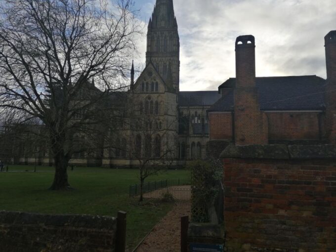 Southampton to London via Sailsbury & Winchester Cathedral - Booking and Cancellation