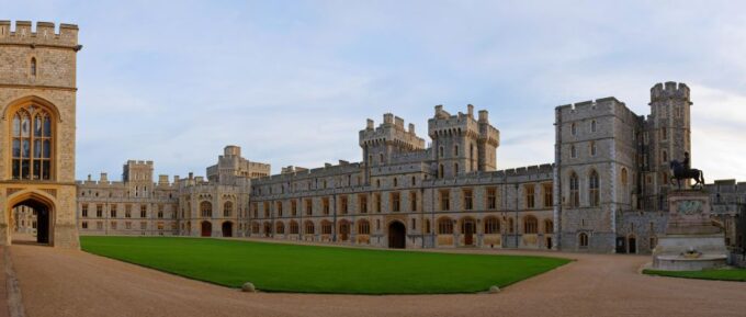 Southampton to London via Windsor Castle (private Vehicle) - Scenic Countryside