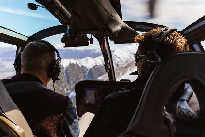 Southern Alps Scenic - Landing at Chest Peak
