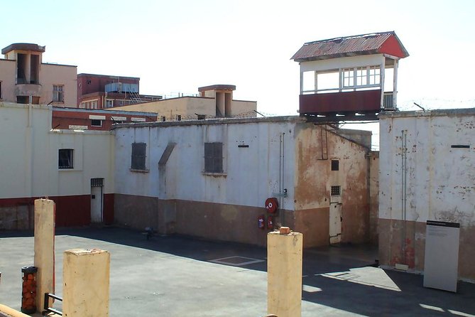 Soweto and Apartheid Museum Guided Tour - Apartheid Museum Visit