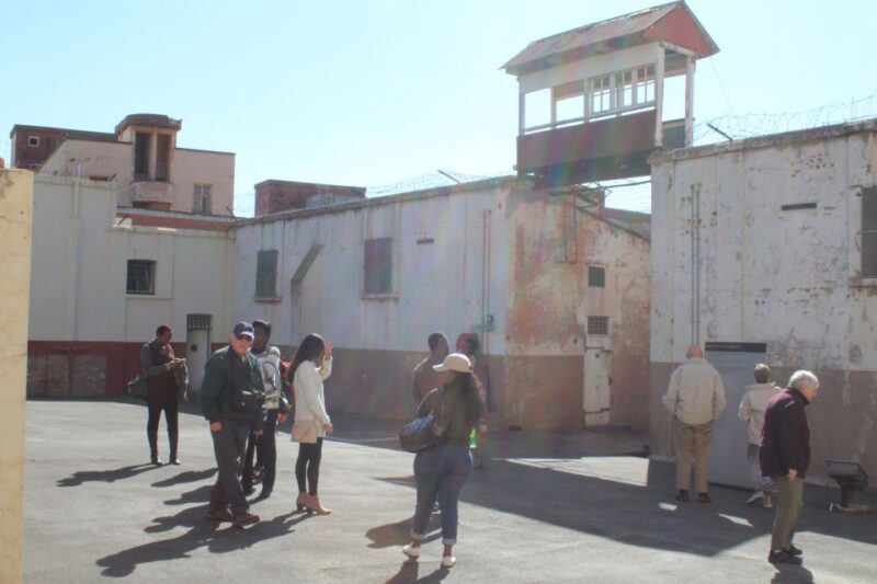 Soweto and Apartheid Museum Tour - Inclusions and Exclusions