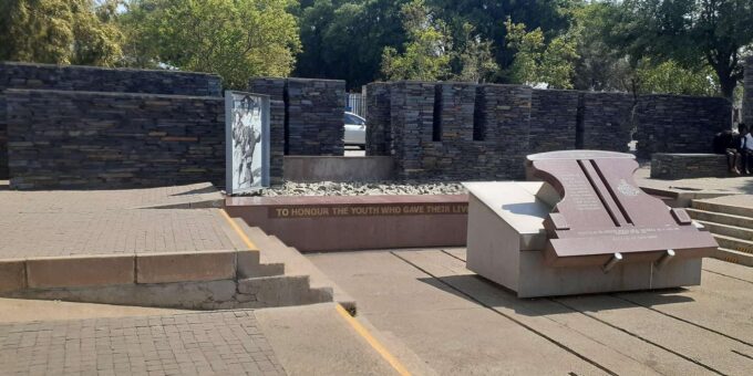 Soweto and Apartheid Museum Tour(Half-Day) - Tour Duration and Price