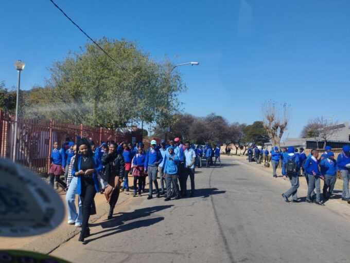 Soweto & Apartheid Museum With Local Lunch - Hector Peterson Memorial